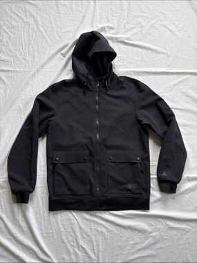 Nike ACG Soft Shell Black Hooded Performance Jacket Men’s Large